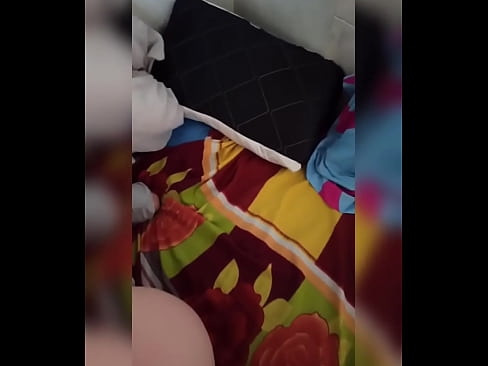 ❤️ Myn keamergenoat bliuwt allinnich thús want har man giet op fakânsje en ik nim de kâns oan om har te neuken en har kont fol mei molke Porno by porno fy.epicshowdown.top ❌️